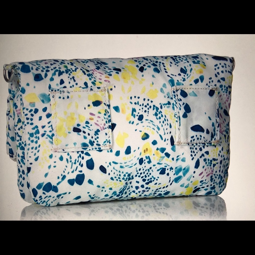 KIPLING LYNNE DELICATE VINES CONVERTIBLE BAG👛 - Picture 4 of 13